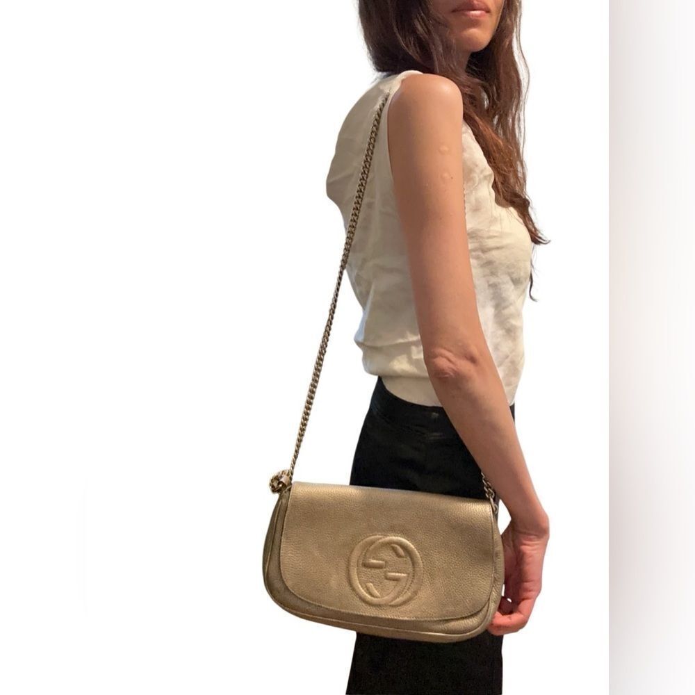 Gucci Gold SoHo Crossbody Bag with Chain Strap and Tassel
